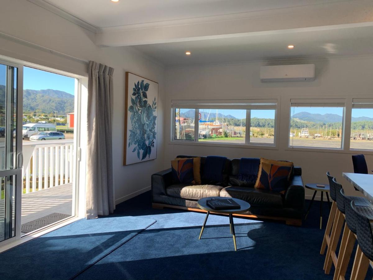 Coromandel Town Harbourside Cottage Luxury Accommodation Экстерьер фото